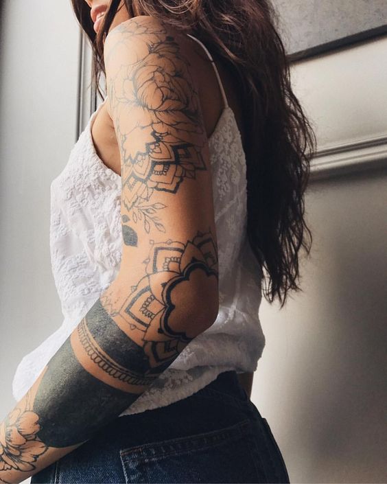 Flower sleeve tattoos for females design 